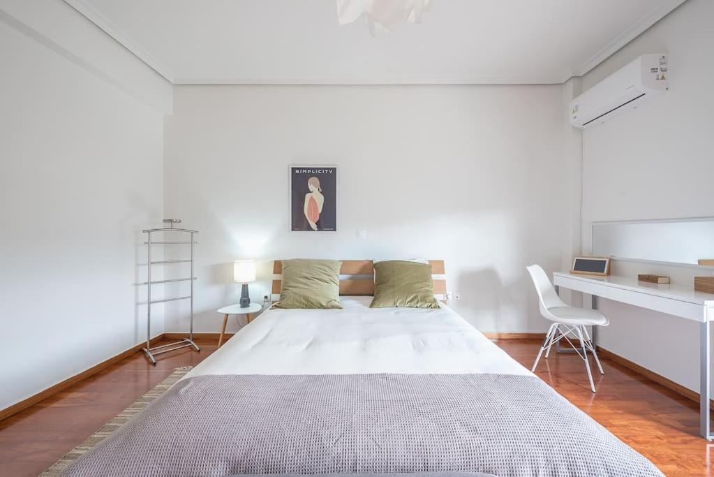 Open -View Apartment, Ygeia Hospital Афины Экстерьер фото